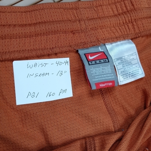 Nike Team Nike Fit Dry University of Texas gym shorts. Drawstring waist. Sz Larg - Picture 3 of 9